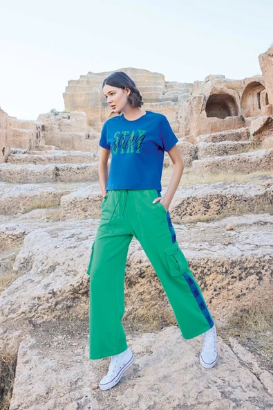 Kısa Kollu "Stay Strong" Eşofman Takımı - 7