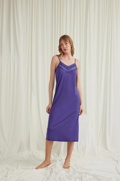 Dekolteli Yakası ve Kolu Dantelli Sabahlık Takımı - Resim 9