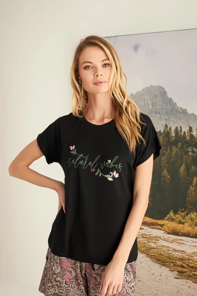 Yaprak Desenli "Natural Vibes" Şort Takımı - 5