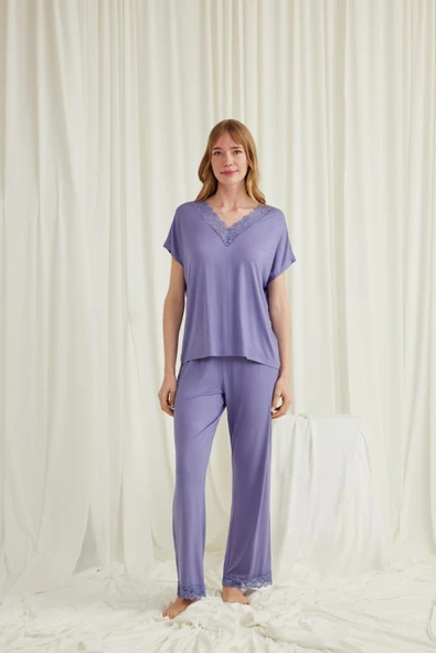 Kısa Kollu V Yakalı Dantelli Pijama Takımı - Resim 4