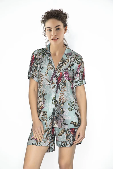 Yaprak ve Kuş Desenli Önü Boydan Düğmeli Alt Üst Takım