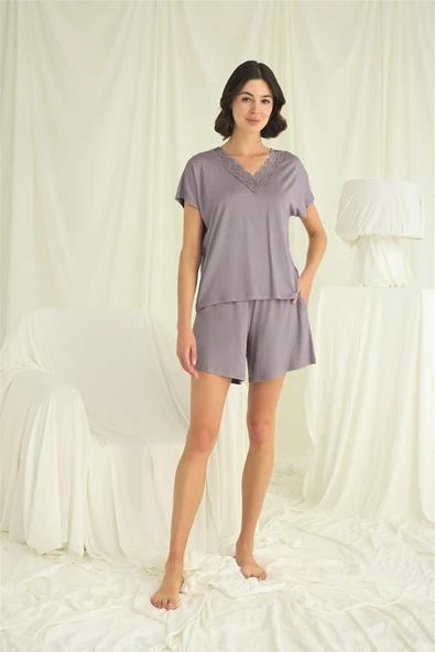 Kısa Kollu Dantelli V Yaka Şort Takımı - 4