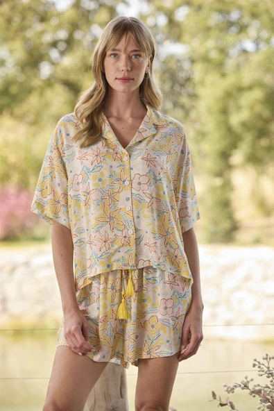 Çiçek ve Yaprak Desenli Önü Düğmeli Alt Üst Takım - Resim 4