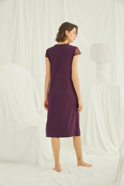 Kolu Omzu ve Yakası Dantelli Önü Düğmeli Büyük Beden Gecelik - Resim 5