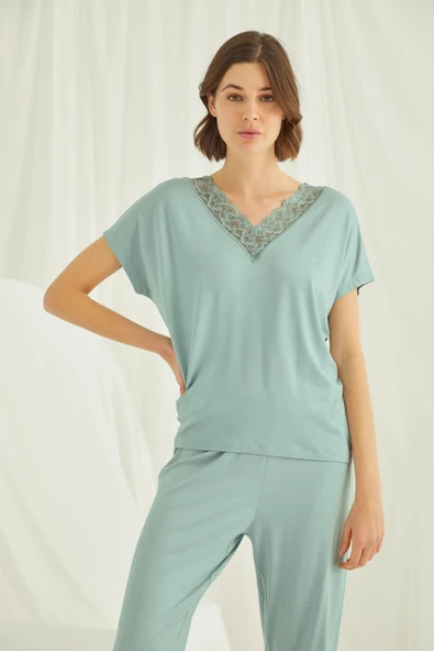 Kısa Kollu V Yakalı Dantelli Pijama Takımı - 2