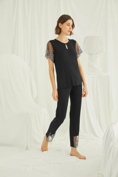 Yakası Detaylı Brode Dantelli Pijama Takımı - 4