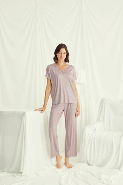 Kısa Kollu V Yakalı Dantelli Pijama Takımı - 2