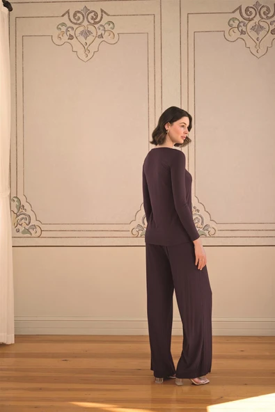 Uzun Kollu ve Dantelli Pijama Takımı - 5