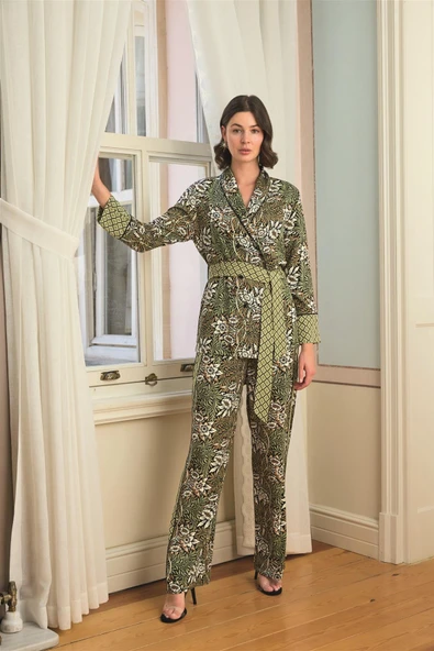 Çiçek Yaprak ve Etnik Desenli Pijama Takımı - Resim 4