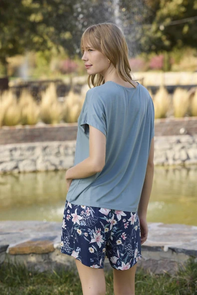 Çiçek ve Yaprak Desenli Dantelli Şort Takımı - 5