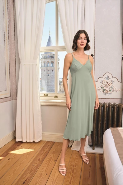 Çiçek ve Yaprak Desenli Dantelli ve Dekolteli Sabahlık Takımı - 7