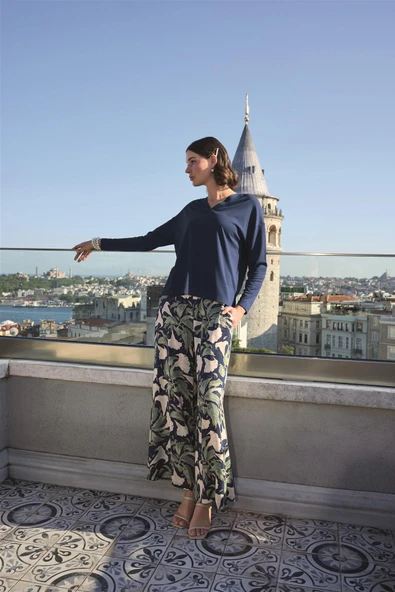 Yaprak Desenli Uzun Kollu V Yaka Pijama Takımı - 6