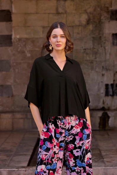 Çiçek Desenli Yırtmaç Detaylı Alt Üst Takım - Resim 6