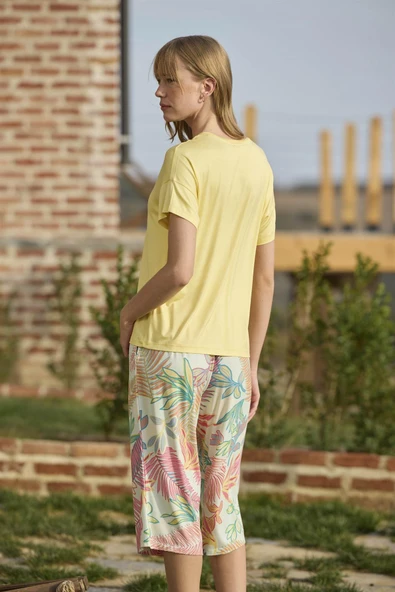 Yaprak Desenli ve Baskılı "Love Your Self" Kapri Takımı - 5