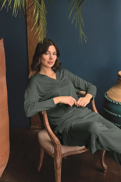 Uzun Kollu V Yaka Pijama Takımı - 8