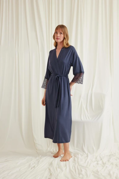 Dantelli ve Kuşaklı Sabahlık - 2