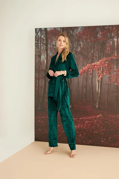 Kruvaze Yaka Kadife Pijama Takımı - 4