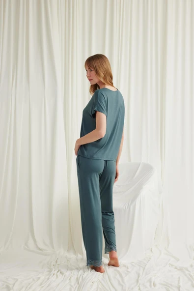 Kısa Kollu V Yakalı Dantelli Pijama Takımı - Resim 4