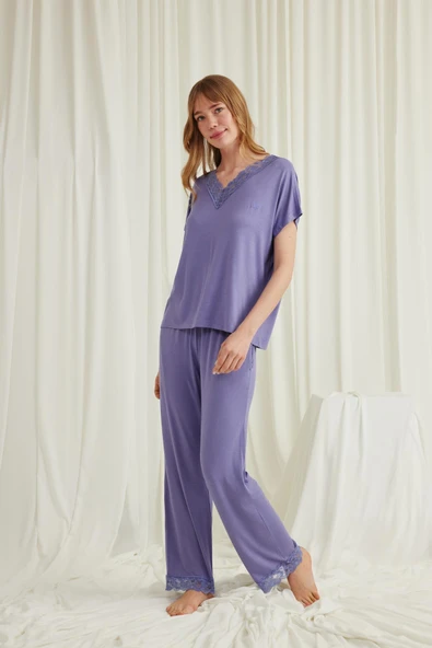 Kısa Kollu V Yakalı Dantelli Pijama Takımı - Resim 5