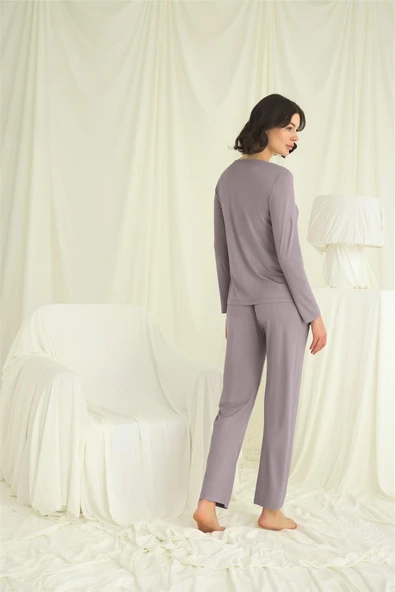 Yakası Kolu ve Omzu Dantelli Boydan Düğmeli Pijama Takımı - 6