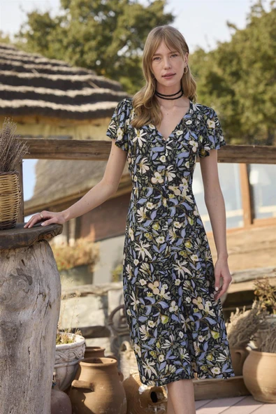 Çiçek ve Yaprak Desenli Önü Düğmeli Elbise - 4