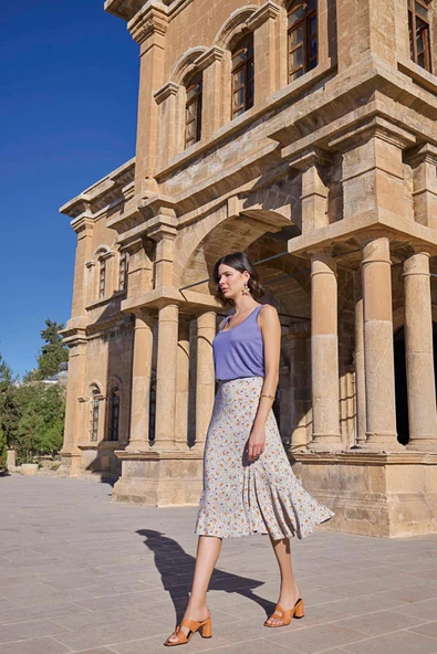 Çiçek Desenli Kalın Askılı Etek Takımı ürün görseli