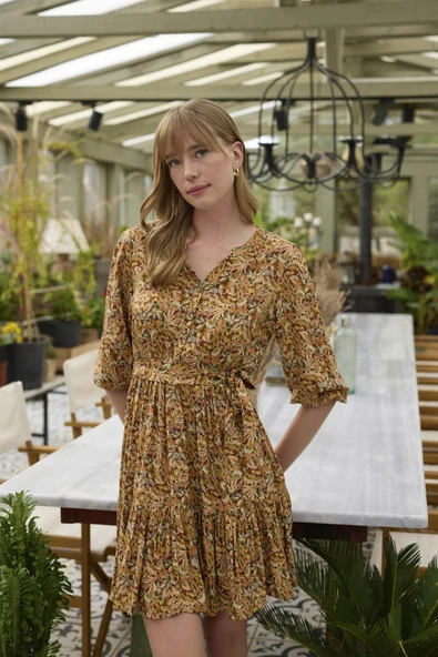 Çiçek ve Yaprak Desenli Kuşaklı Elbise - Resim 5