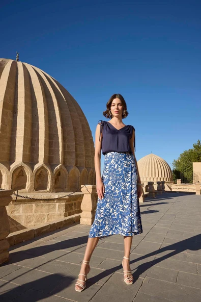 Yaprak Desenli Saten Etek Takımı - Resim 2