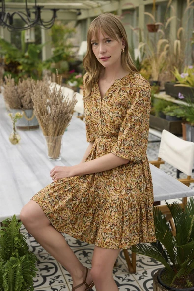 Çiçek ve Yaprak Desenli Kuşaklı Elbise - Resim 8