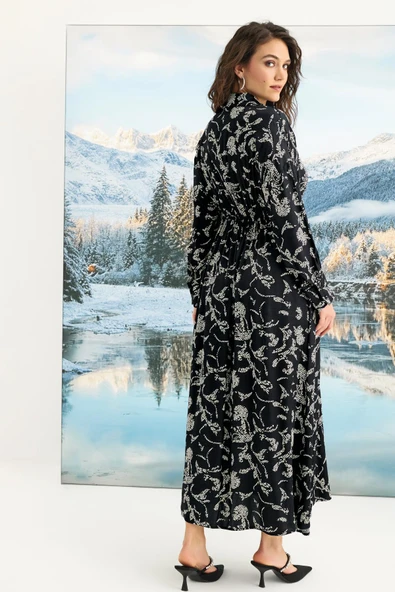 Desenli Truvakar Kollu Saten Elbise - Resim 6