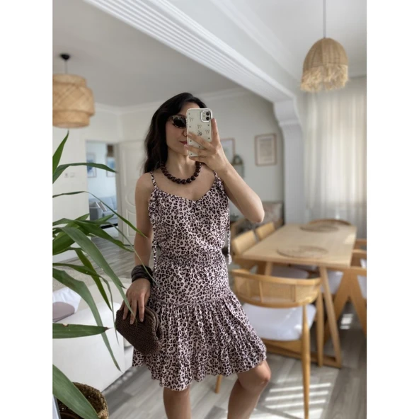 Lucky Life Kadın Askılı V Yaka Beli Pileli Leopar Desen Eteği Fırfırlı Süprem Elbise - 6