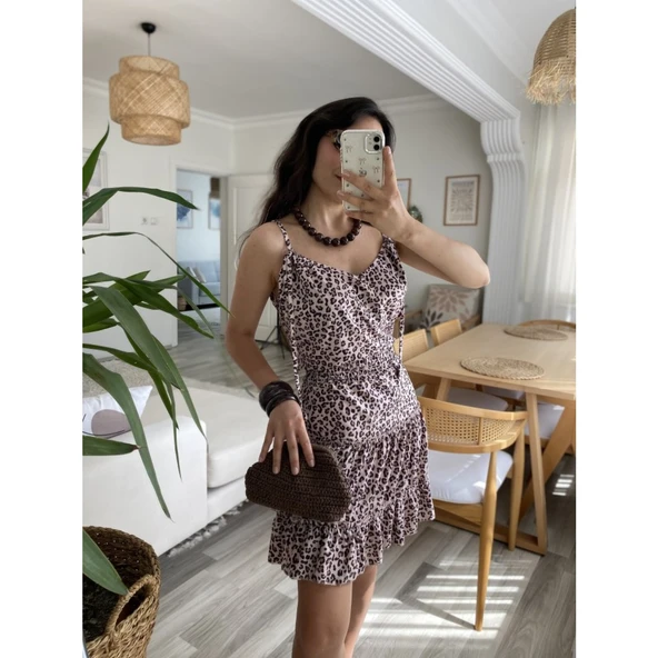 Lucky Life Kadın Askılı V Yaka Beli Pileli Leopar Desen Eteği Fırfırlı Süprem Elbise - 5