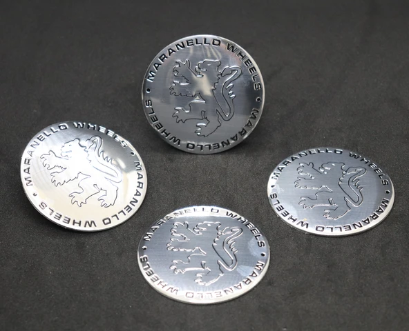 Jant Göbek Arma İthal Metal Sticker Maranello Dizayn ürün görseli 1