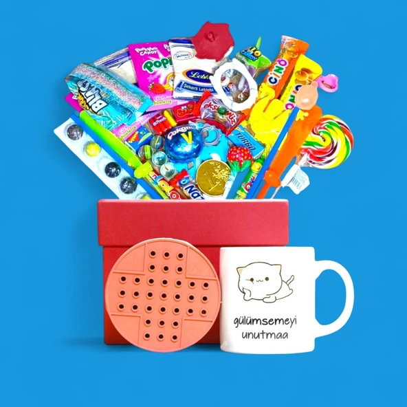 Zamana Direnen Hediyeler! Nostalji Temalı Kırmızı Hediye Kutusu ve Gülümsemeyi Unutma Baskılı Kupa Bardak
