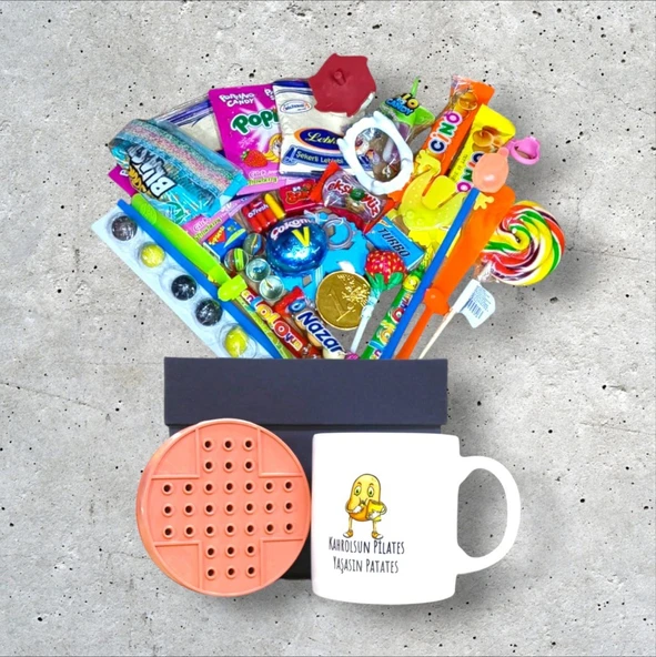 Nostaljik İçerikli Siyah Hediye Kutusu ve Kahrolsun Pilates Yaşasın Patates Yazılı Kupa Bardak