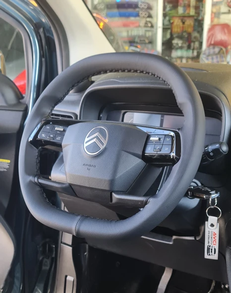Dikmeli Direksiyon Kılıfı Citreön Uyumlu Berlingo 2024 38×11cm - 1