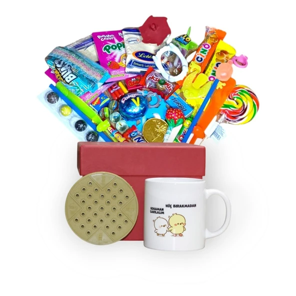 Anılarla Dolu Kırmızı Hediye Kutusu ve Hiç Bırakmadan Kocaman Sarılalım Yazılı Kupa Bardak - 2