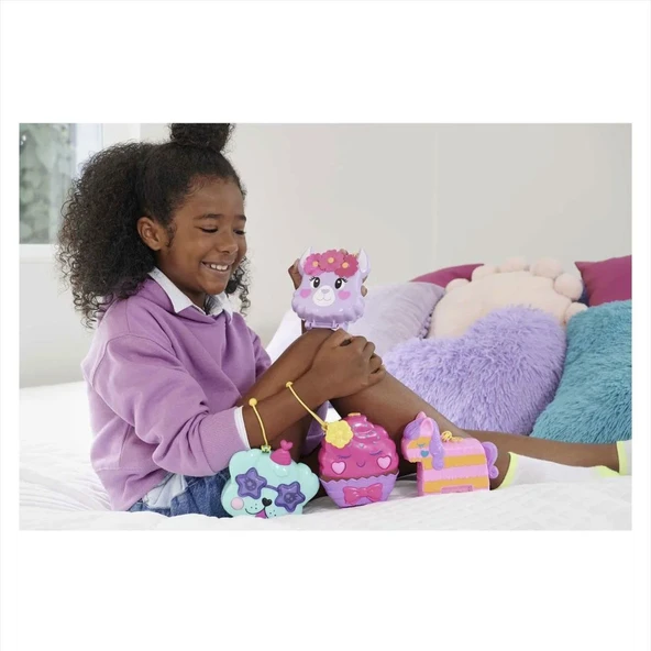 HKV34 Polly Pocket Unicorn Temalı Oyun Seti - 6