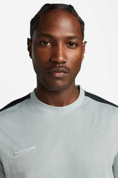 Nike M Dri-FIT Strike23 Top SS DR1336-012 Gri Erkek Antrenman Tişörtü - Resim 3