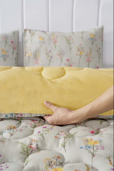 Begonvil Çift Kişilik Çift Taraflı Papatyalı Kapitone Yorgan 200x215 cm - 4