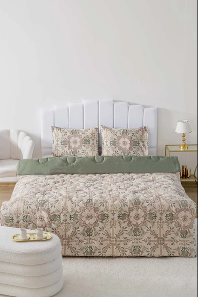 Rivaİstanbul Etnik Saray Çift Kişilik Çift Taraflı Papatyalı Kapitone Yorgan 200x215 cm ürün görseli