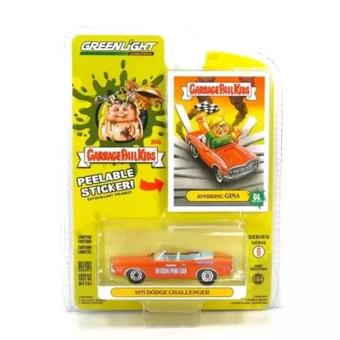 GreenLight Garbage Pail Kids Series 6 - Joyriding Gina - 1971 Dodge Challenger Convertible 1/64 Model Araba