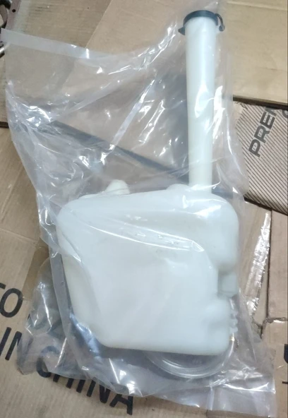 Suzuki Baleno 1994-2003 Silecek Su Deposu - Resim 3