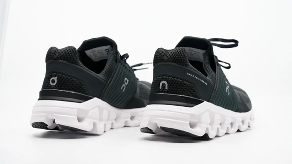 Cloudswift 2  Siyah Beyaz  Erkek  41.99585 Siyah Beyaz 42 - 4