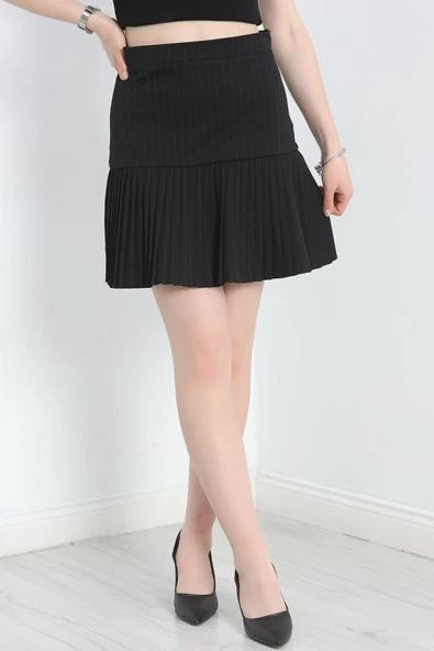 Pileli Mini Etek Siyahçizgili ürün görseli