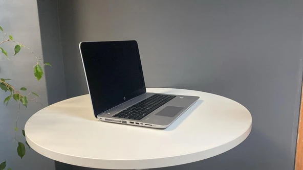 Hp Probook 450 G4 Notebook İ5 7200U 8Gb Ddr4 240Gb Ssd 2Gb 930Mx 15.6" Fhd Wın10 C Laptop 2.El - Resim 2
