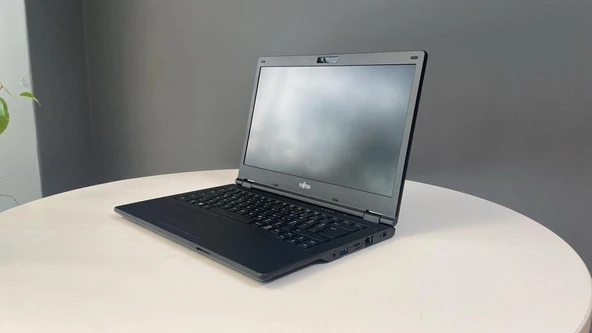 Fujıtsu Lıfebook E548 Me14A Notebook İ5 7200U 8Gb Ddr4 256Gb M2 Ssd 14'' Fhd Ips Bx Laptop 2.El - Resim 3