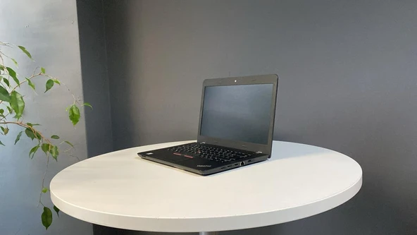 Lenovo Thınkpad T14 Gen1 Notebook İ7 10610U 16Gb Lpddr4 512Gb M2 Ssd 14"Fhd Ips Bx Laptop 2.El - Resim 3