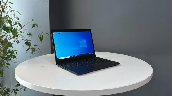 Lenovo Thinkpad x13 İ5 10310U 8Gb LpDdr4 512Gb M2 Ssd 13.3" Full Hd Ips Sıfır Batarya Bx Laptop - Resim 2