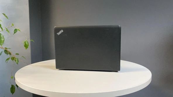 Lenovo Thınkpad E560 Notebook İ5 6200U 8Gb Ddr3L 240Gb Ssd Dvd-Rw 15.6'' Hd C Laptop 2.El - Resim 4